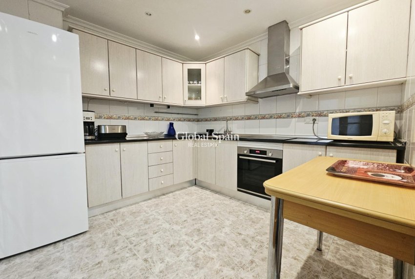 Resale - APARTMENT -
TORREVIEJA - Estacion de autobuses