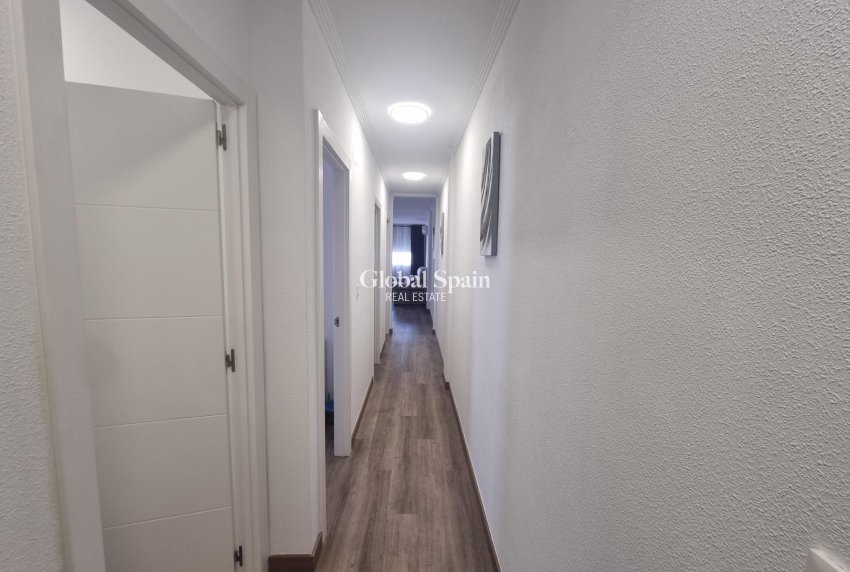 Resale - APARTMENT -
TORREVIEJA - Estacion de autobuses
