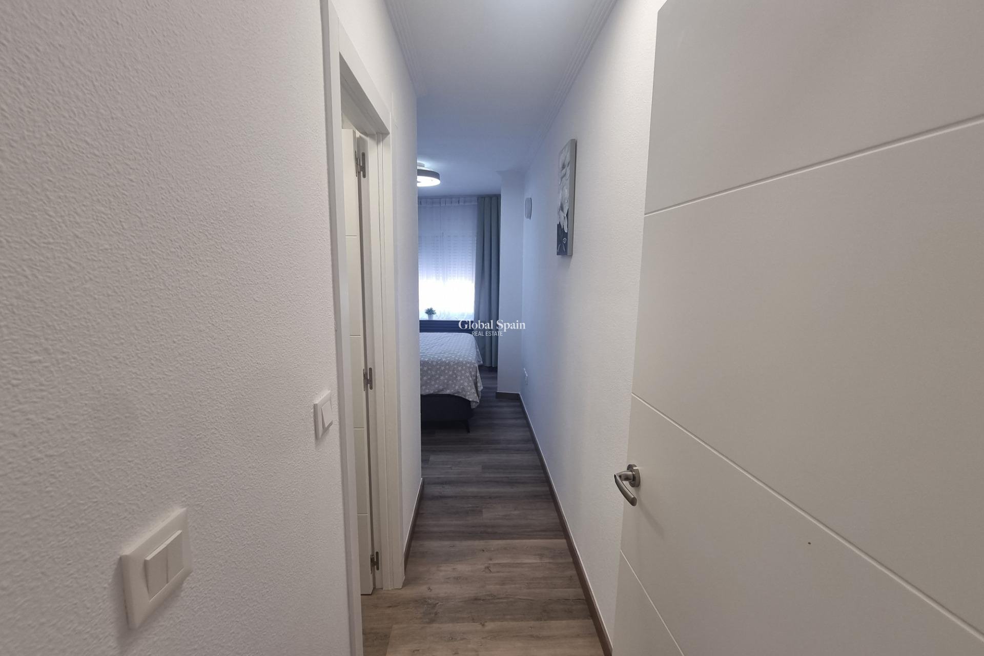 Resale - APARTMENT -
TORREVIEJA - Estacion de autobuses