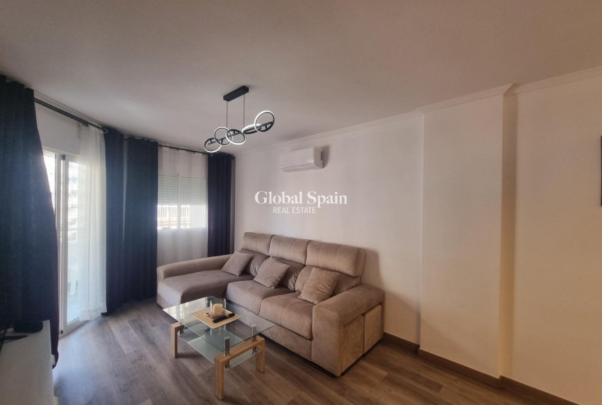 Resale - APARTMENT -
TORREVIEJA - Estacion de autobuses