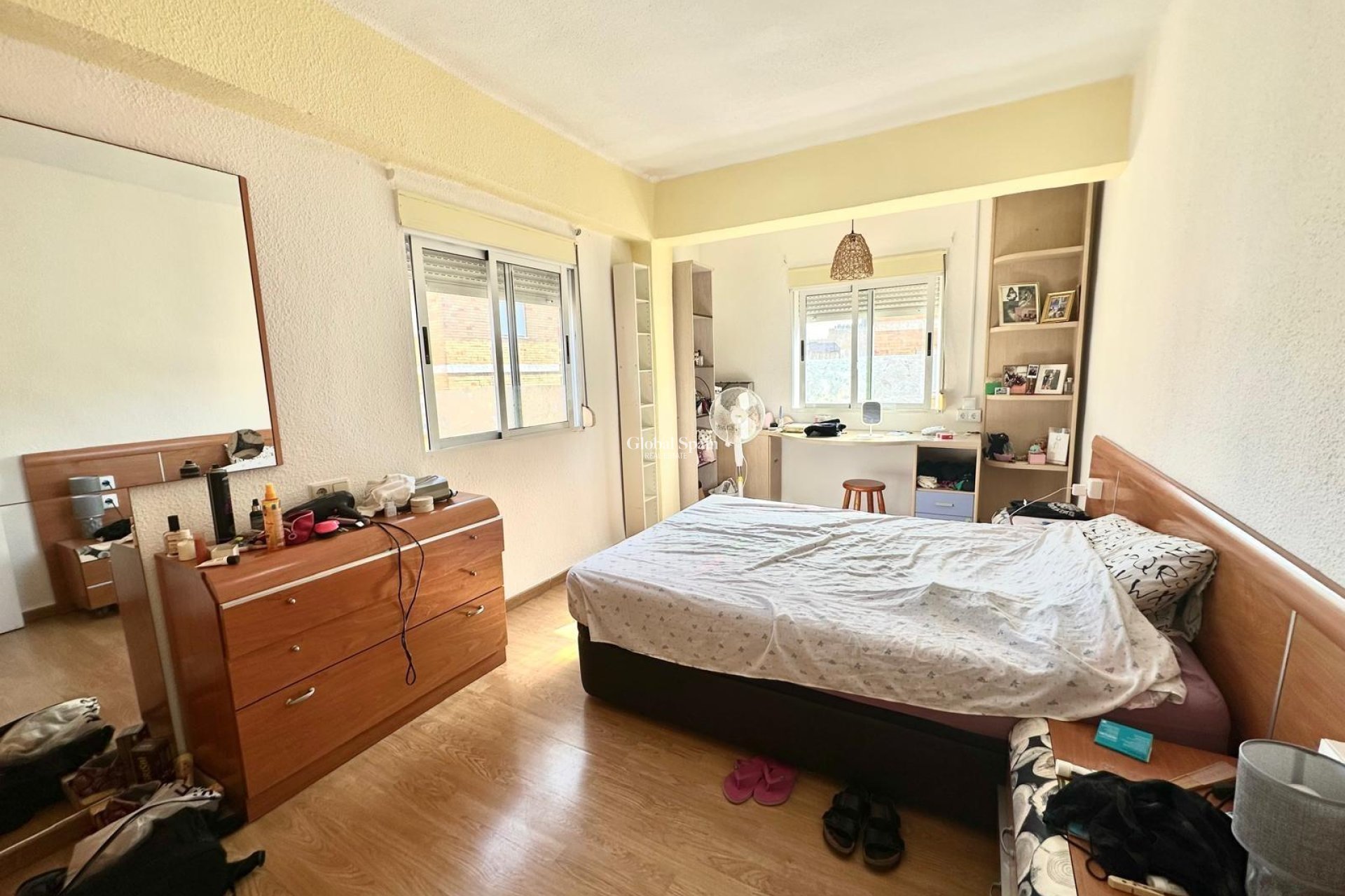 Resale - APARTMENT -
TORREVIEJA - Estacion de autobuses