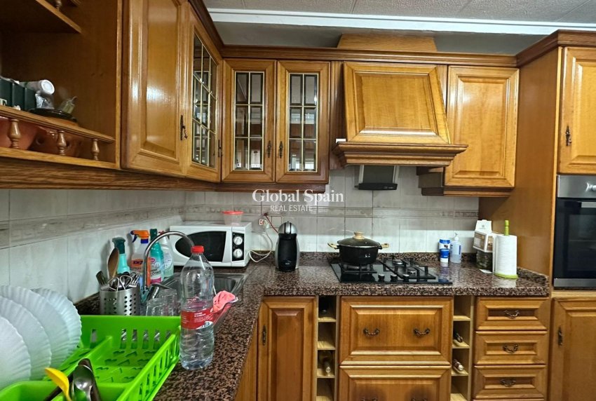 Resale - APARTMENT -
TORREVIEJA - Estacion de autobuses