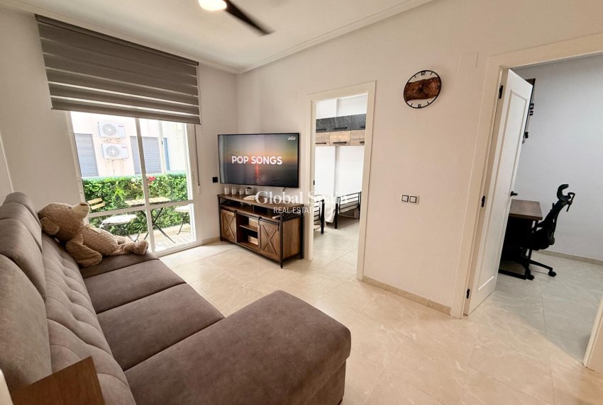 Resale - APARTMENT -
TORREVIEJA - Estacion de autobuses