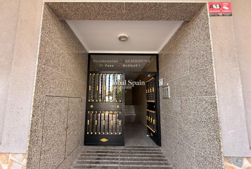 Resale - APARTMENT -
TORREVIEJA - Estacion de autobuses