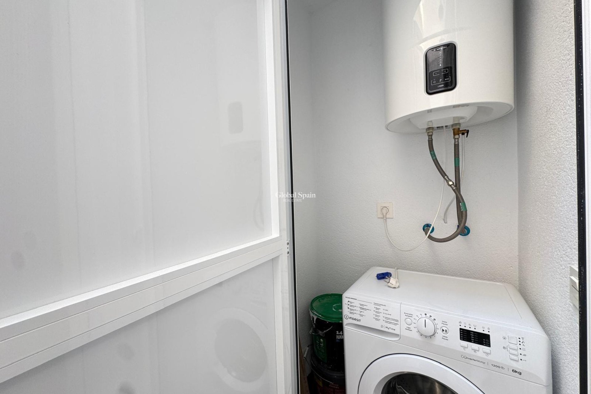 Resale - APARTMENT -
TORREVIEJA - Estacion de autobuses