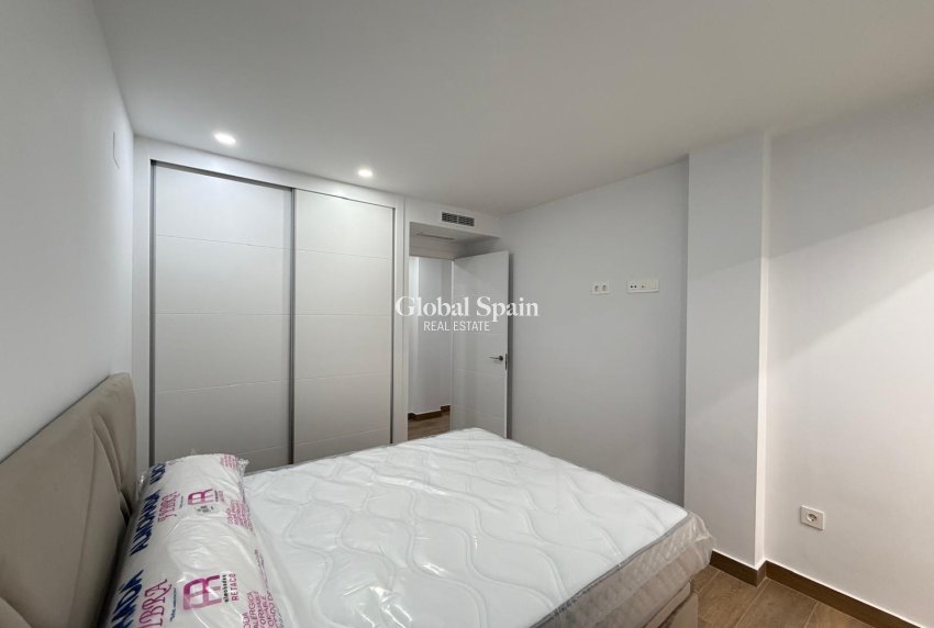 Resale - APARTMENT -
TORREVIEJA - Estacion de autobuses