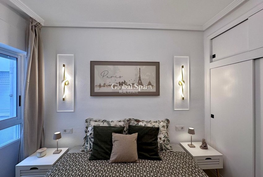 Resale - APARTMENT -
TORREVIEJA - Estacion de autobuses