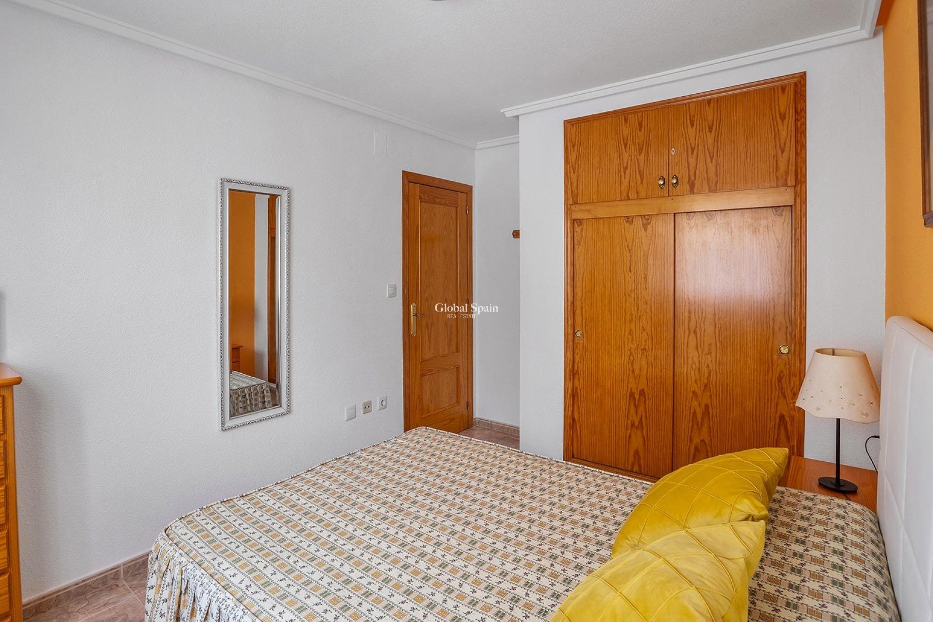 Resale - APARTMENT -
TORREVIEJA - Estacion de autobuses