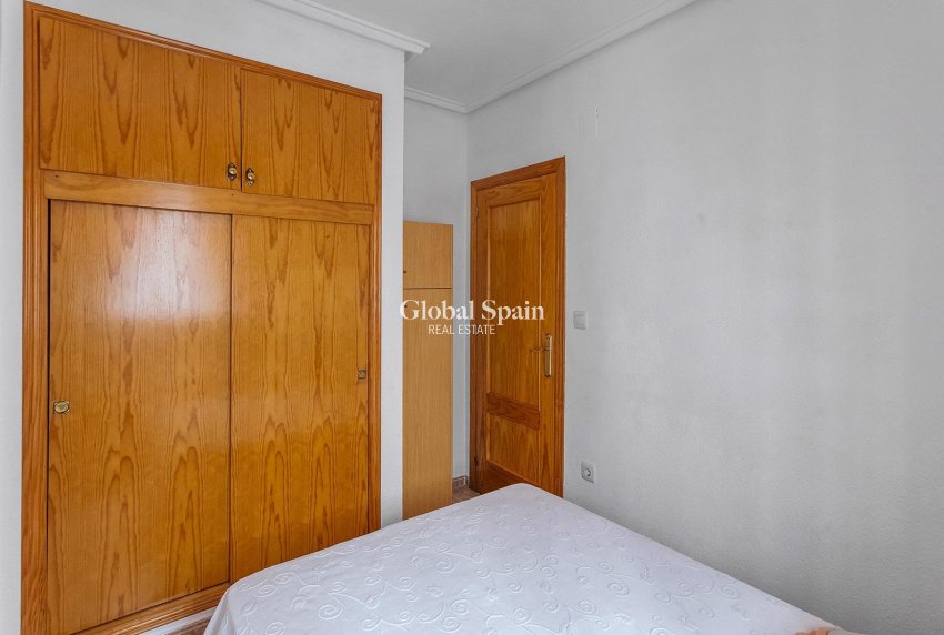 Resale - APARTMENT -
TORREVIEJA - Estacion de autobuses