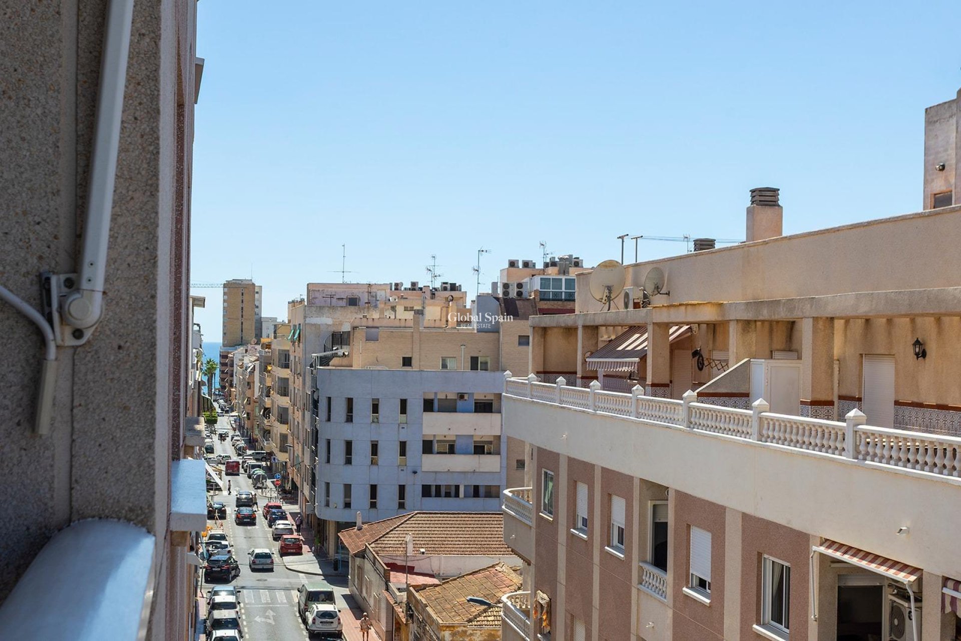 Resale - APARTMENT -
TORREVIEJA - Estacion de autobuses