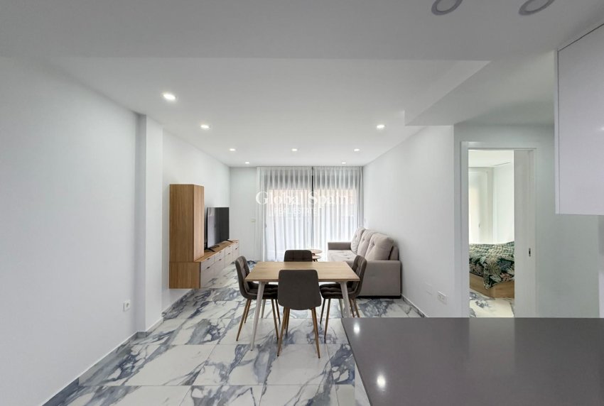 Resale - APARTMENT -
TORREVIEJA - Estacion de autobuses