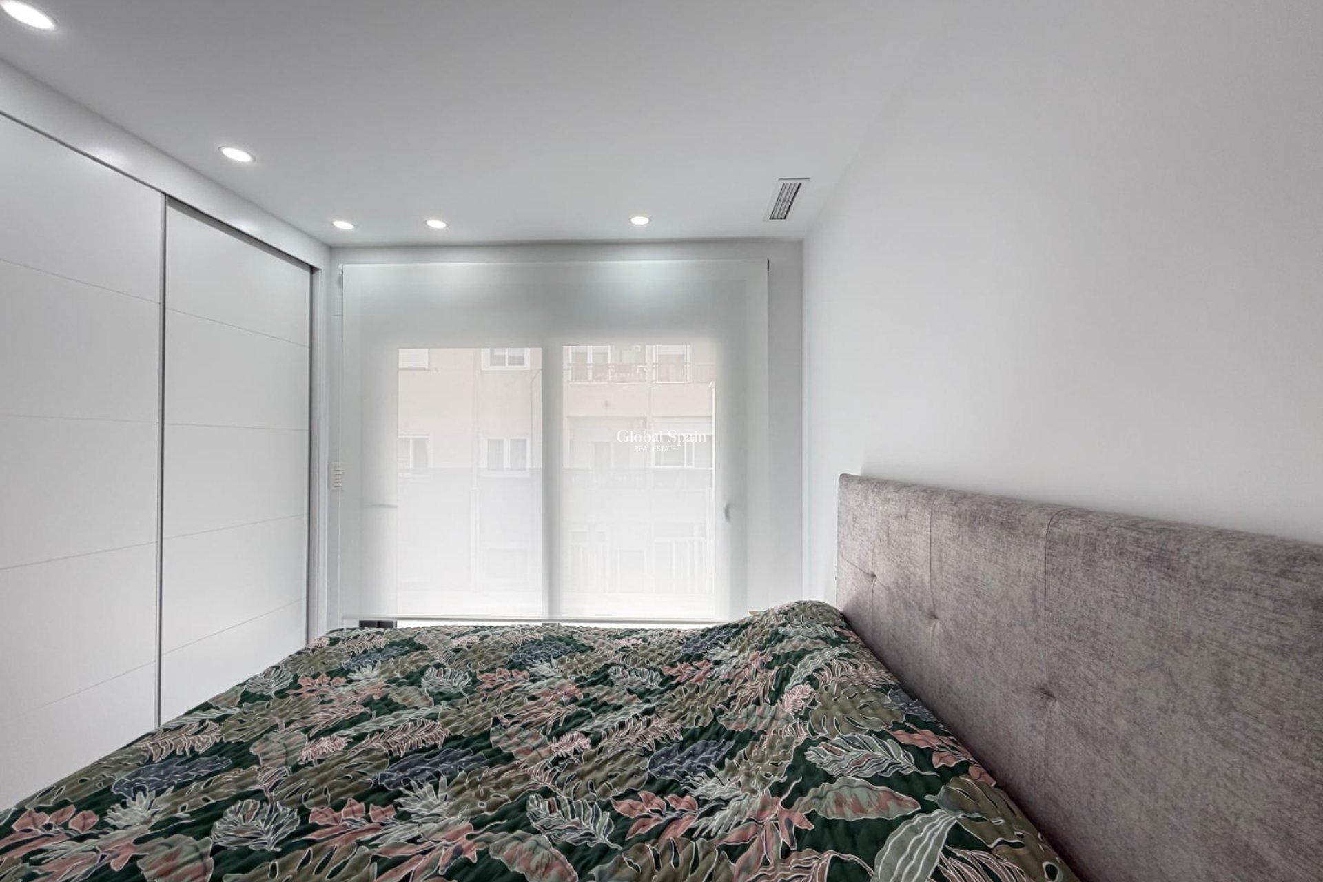 Resale - APARTMENT -
TORREVIEJA - Estacion de autobuses