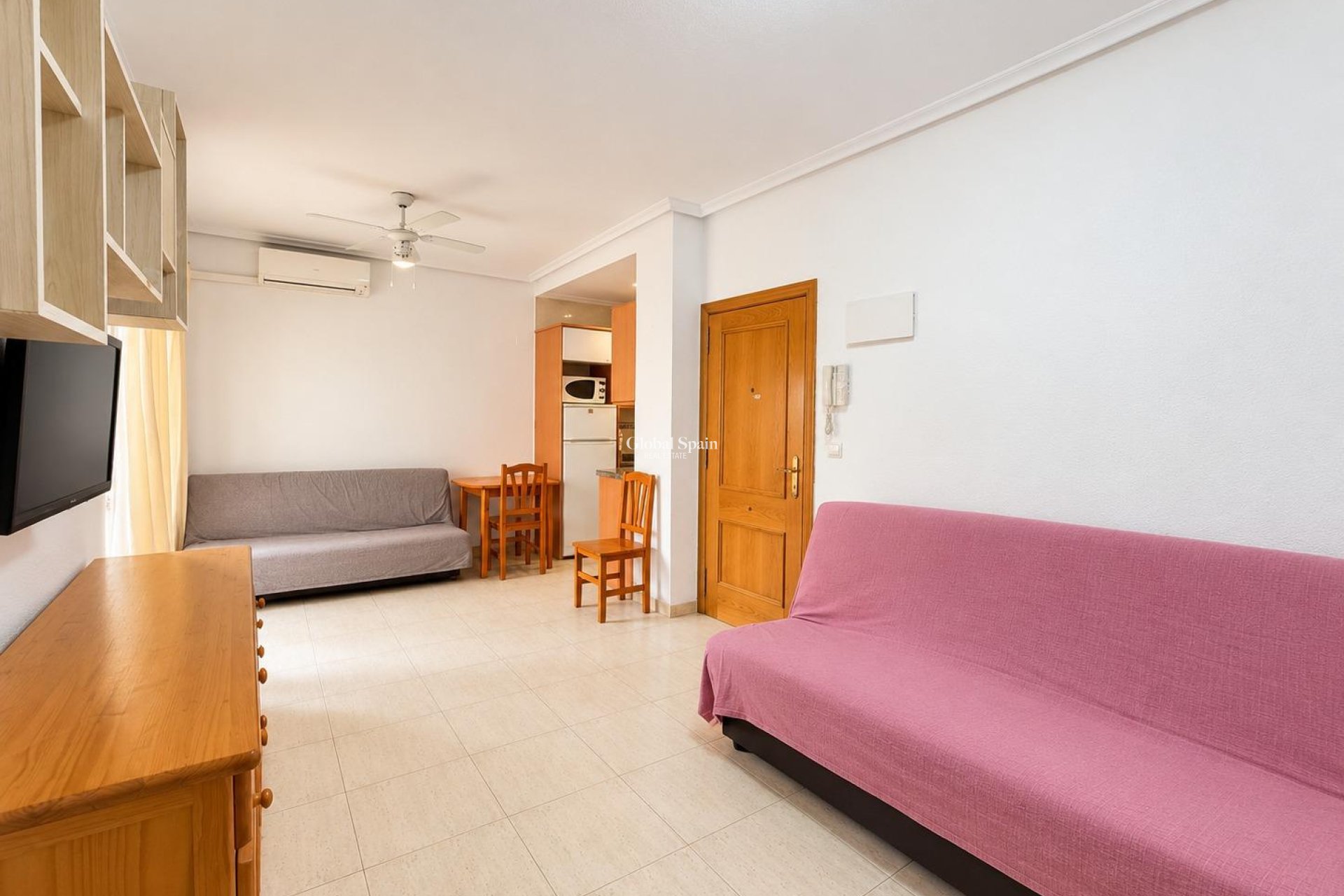 Resale - APARTMENT -
TORREVIEJA - Estacion de autobuses
