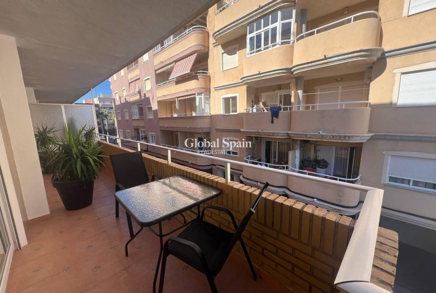 Resale - APARTMENT -
TORREVIEJA - Estacion de autobuses