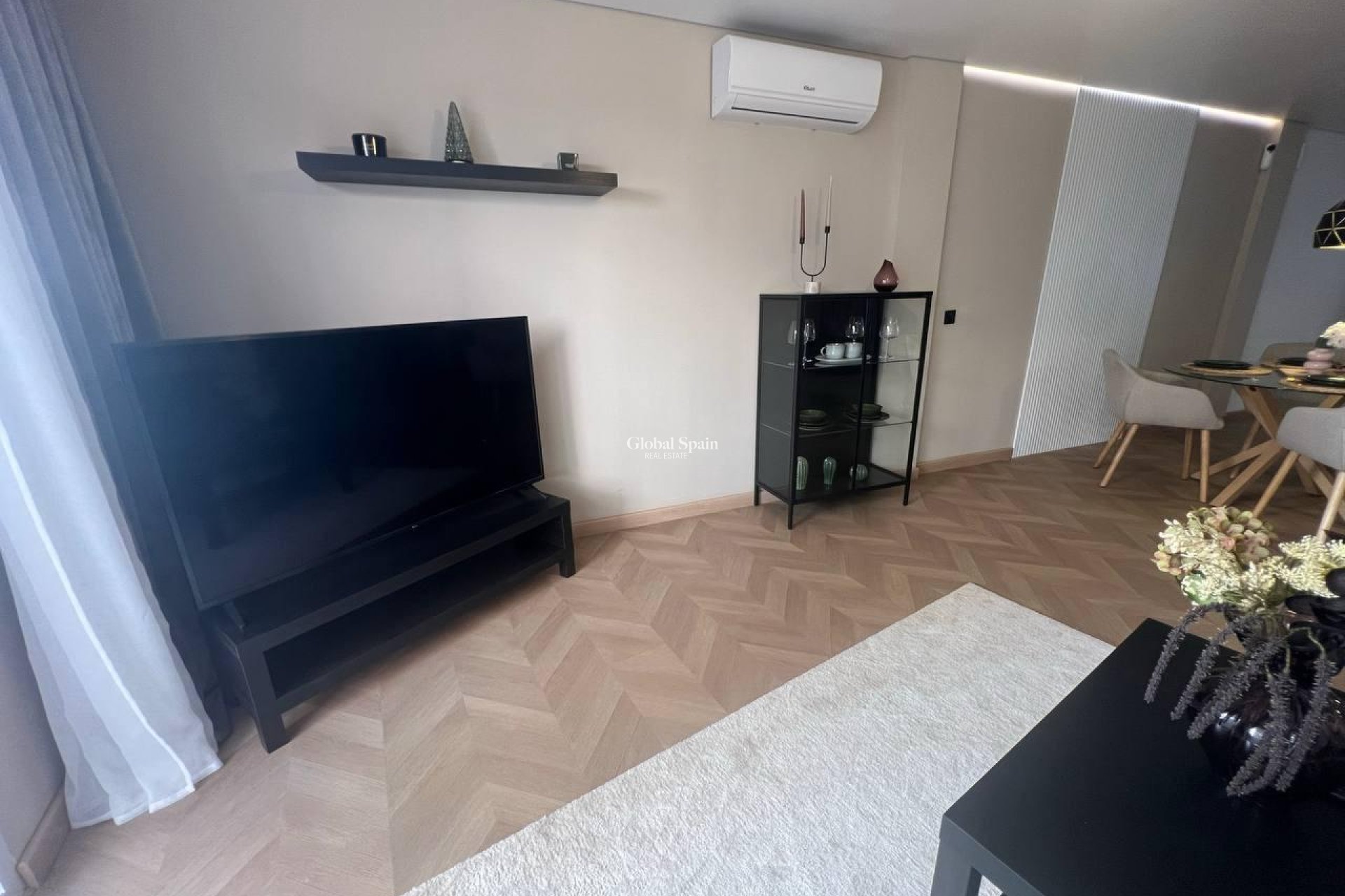 Resale - APARTMENT -
TORREVIEJA - Estacion de autobuses