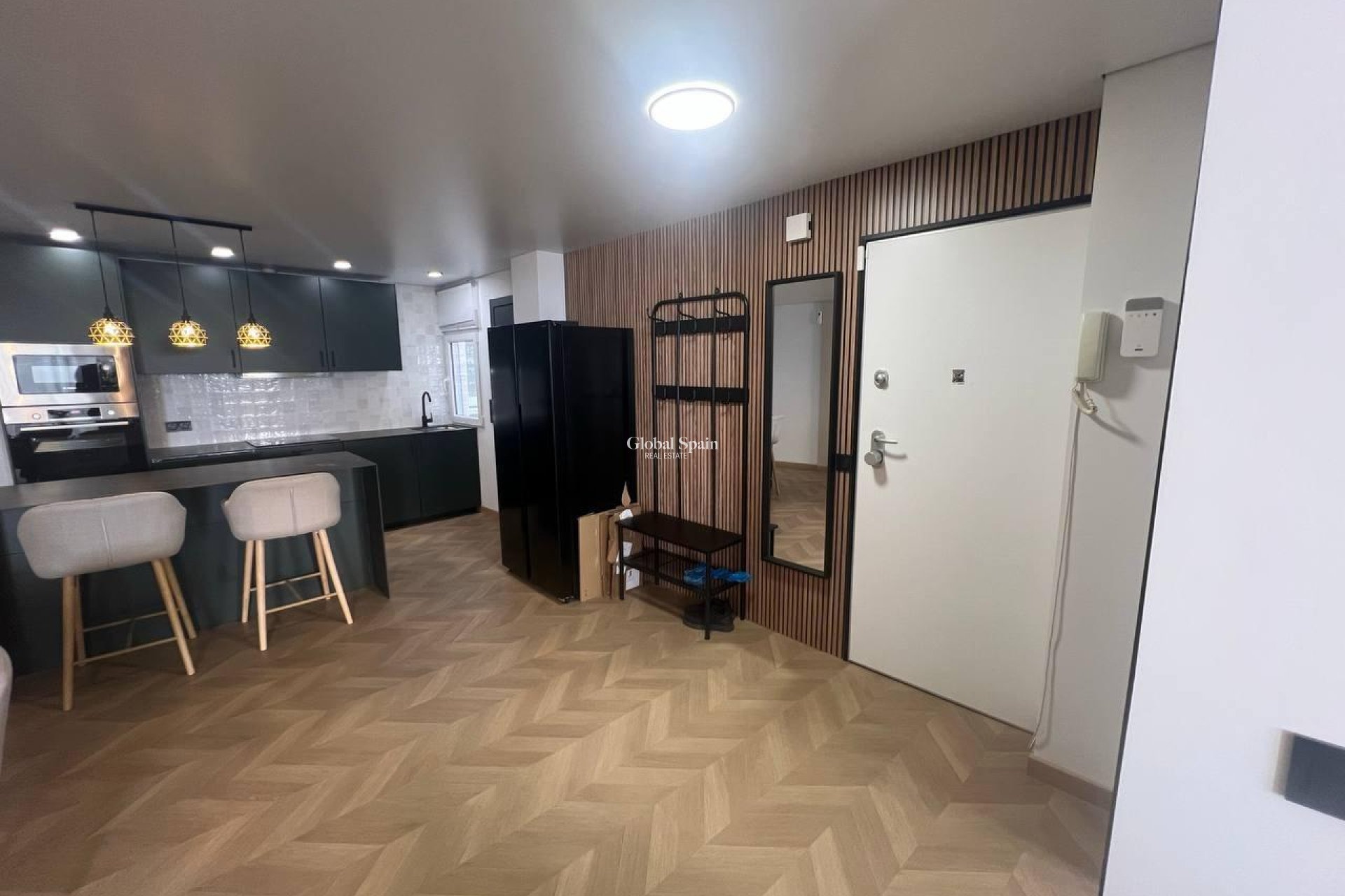Resale - APARTMENT -
TORREVIEJA - Estacion de autobuses