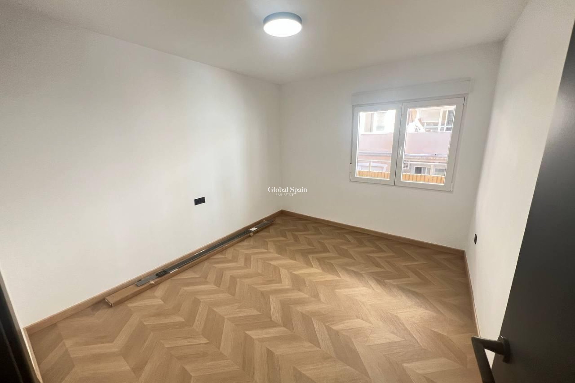 Resale - APARTMENT -
TORREVIEJA - Estacion de autobuses