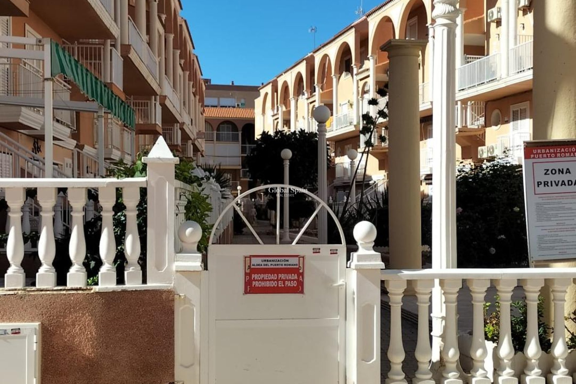 Resale - APARTMENT -
TORREVIEJA - Gaspar Perrelló