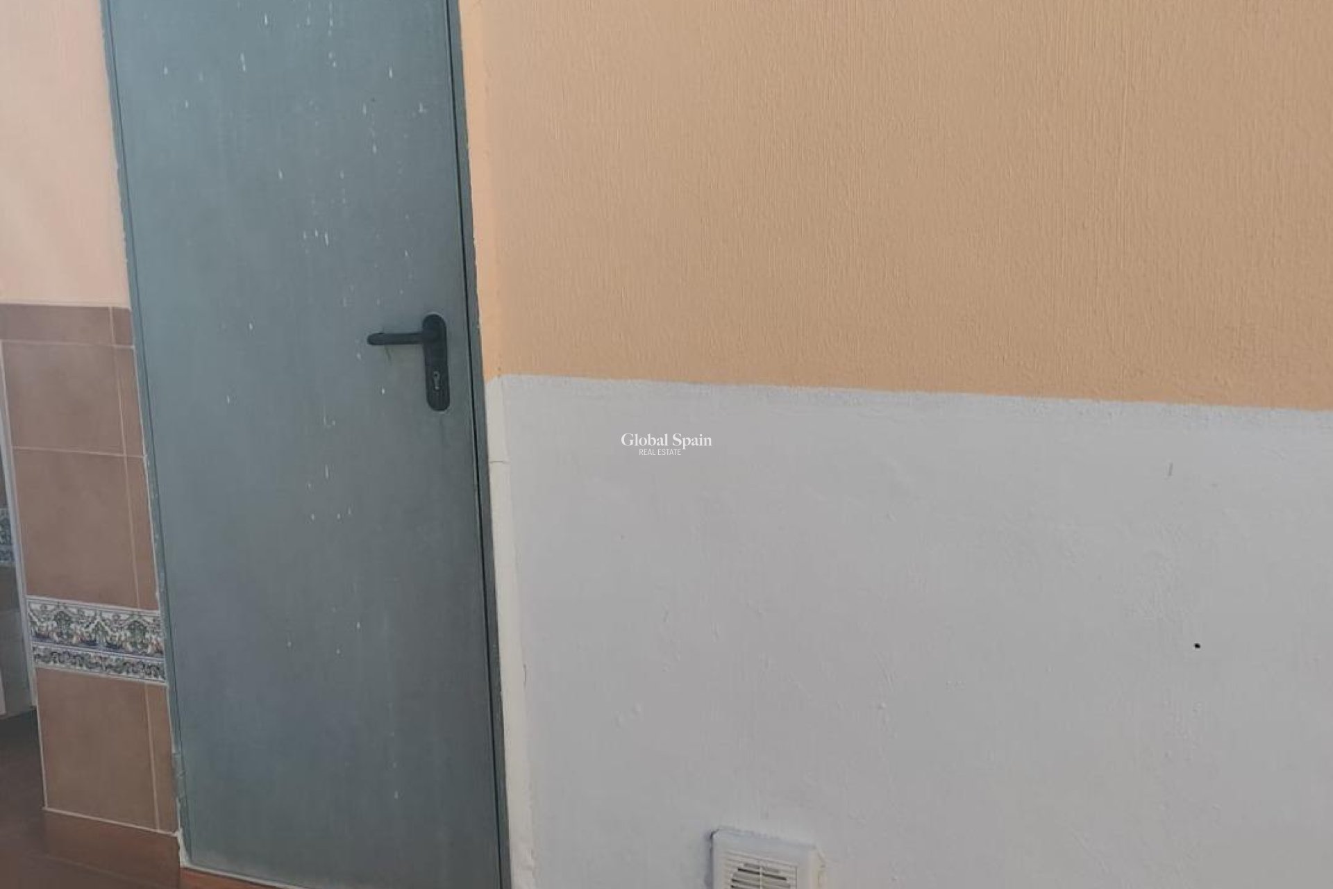 Resale - APARTMENT -
TORREVIEJA - Gaspar Perrelló