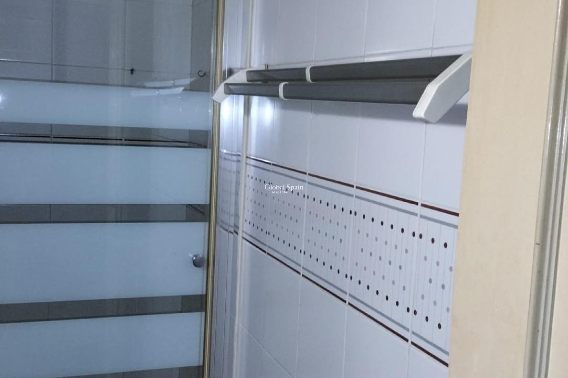 Resale - APARTMENT -
TORREVIEJA - Gaspar Perrelló