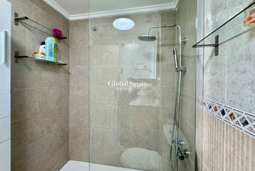 Resale - APARTMENT -
TORREVIEJA - Gaspar Perrelló