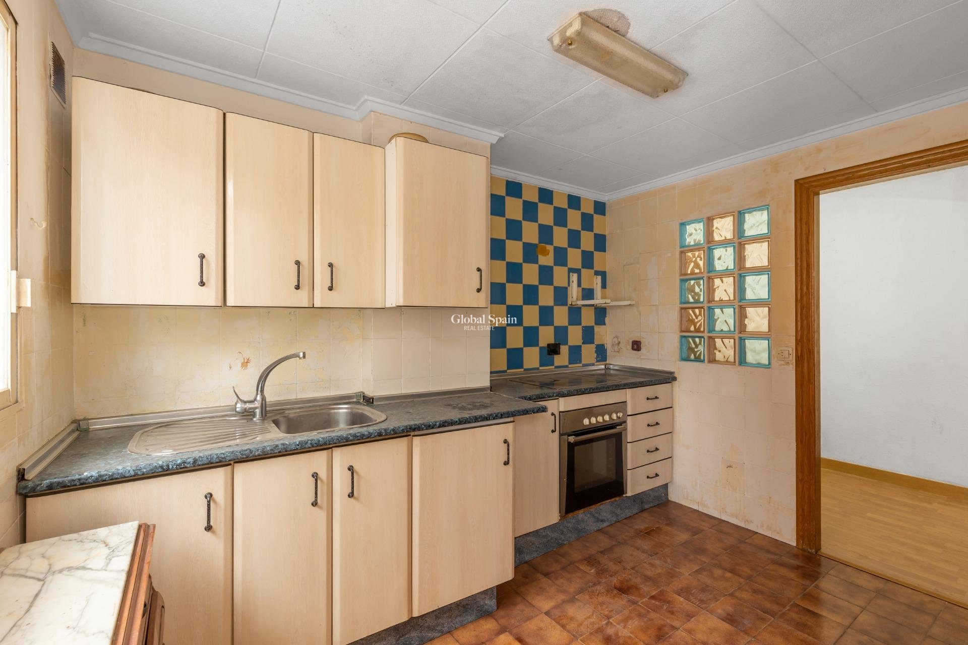 Resale - Apartment -
TORREVIEJA - Habaneras