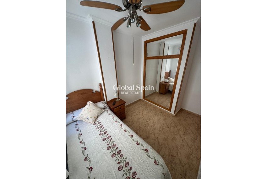 Resale - APARTMENT -
TORREVIEJA - Habaneras