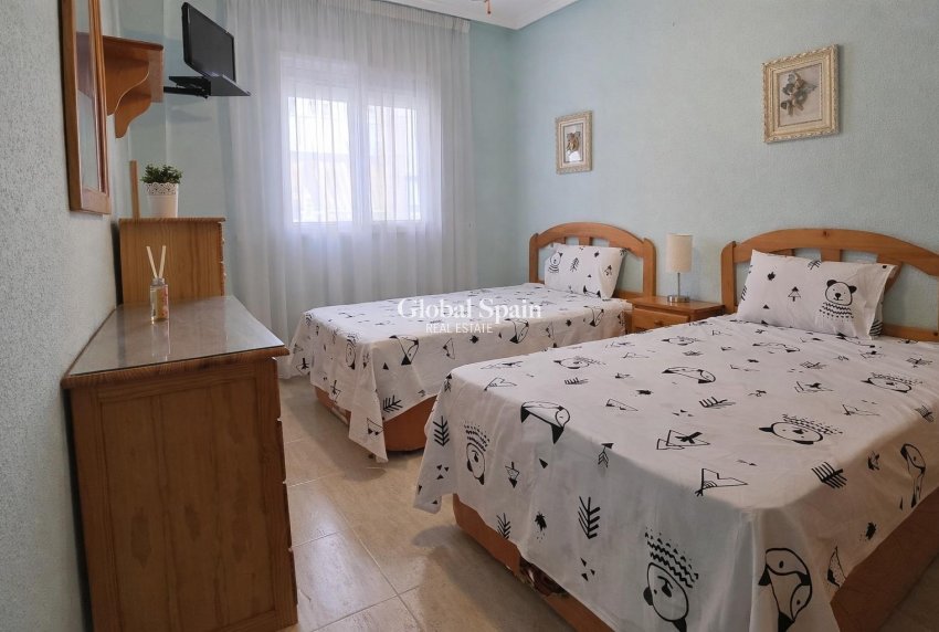 Resale - APARTMENT -
TORREVIEJA - Habaneras