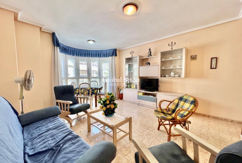 Resale - APARTMENT -
TORREVIEJA - Habaneras