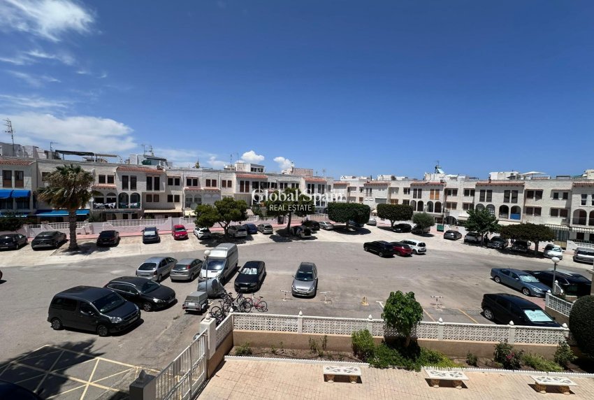 Resale - APARTMENT -
TORREVIEJA - Habaneras
