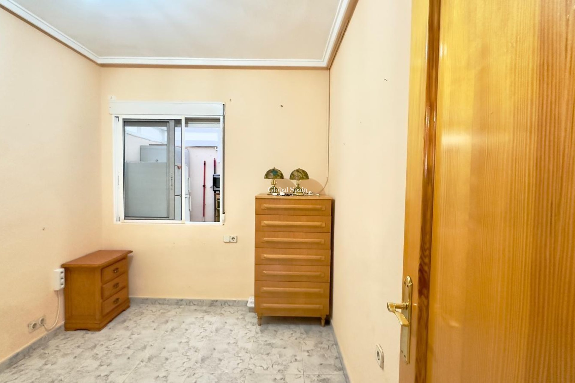 Resale - APARTMENT -
TORREVIEJA - La Mata pueblo