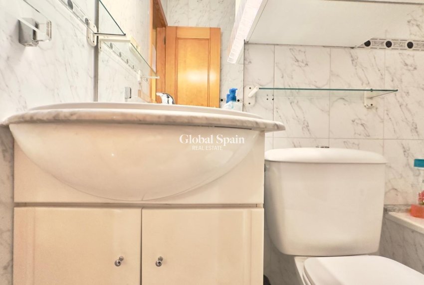 Resale - APARTMENT -
TORREVIEJA - La Mata pueblo