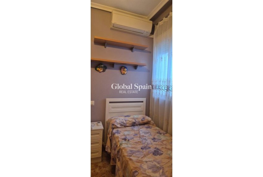 Resale - APARTMENT -
TORREVIEJA - La Mata pueblo