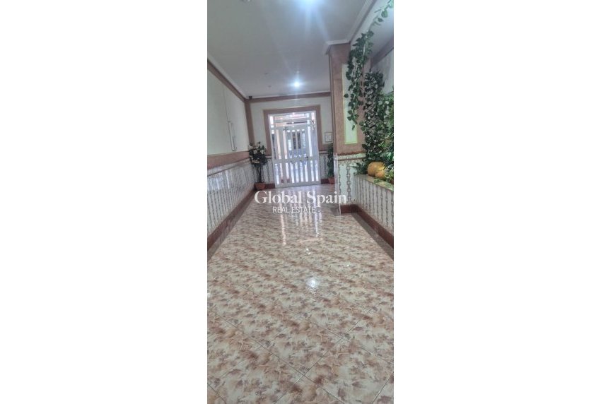 Resale - APARTMENT -
TORREVIEJA - La Mata pueblo