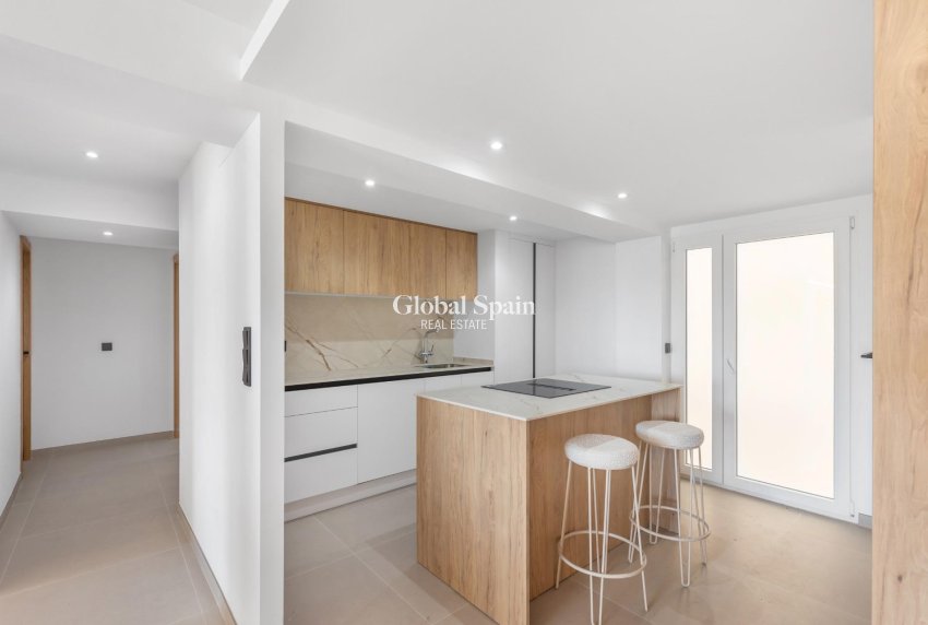 Resale - APARTMENT -
TORREVIEJA - La Mata pueblo