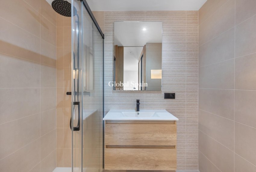 Resale - APARTMENT -
TORREVIEJA - La Mata pueblo