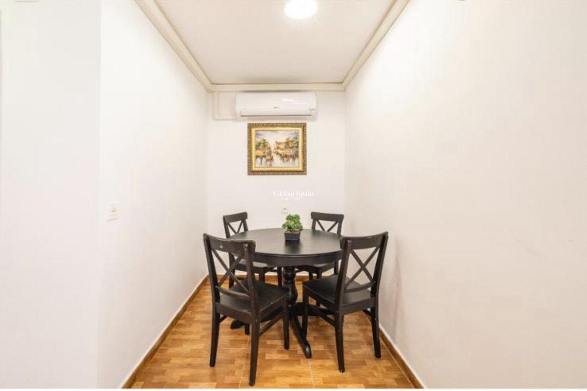 Resale - APARTMENT -
TORREVIEJA - La Mata pueblo