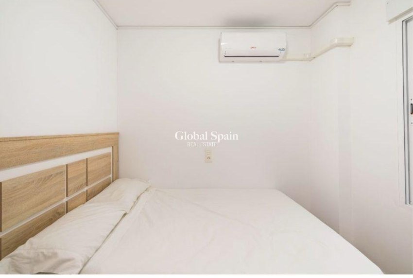 Resale - APARTMENT -
TORREVIEJA - La Mata pueblo