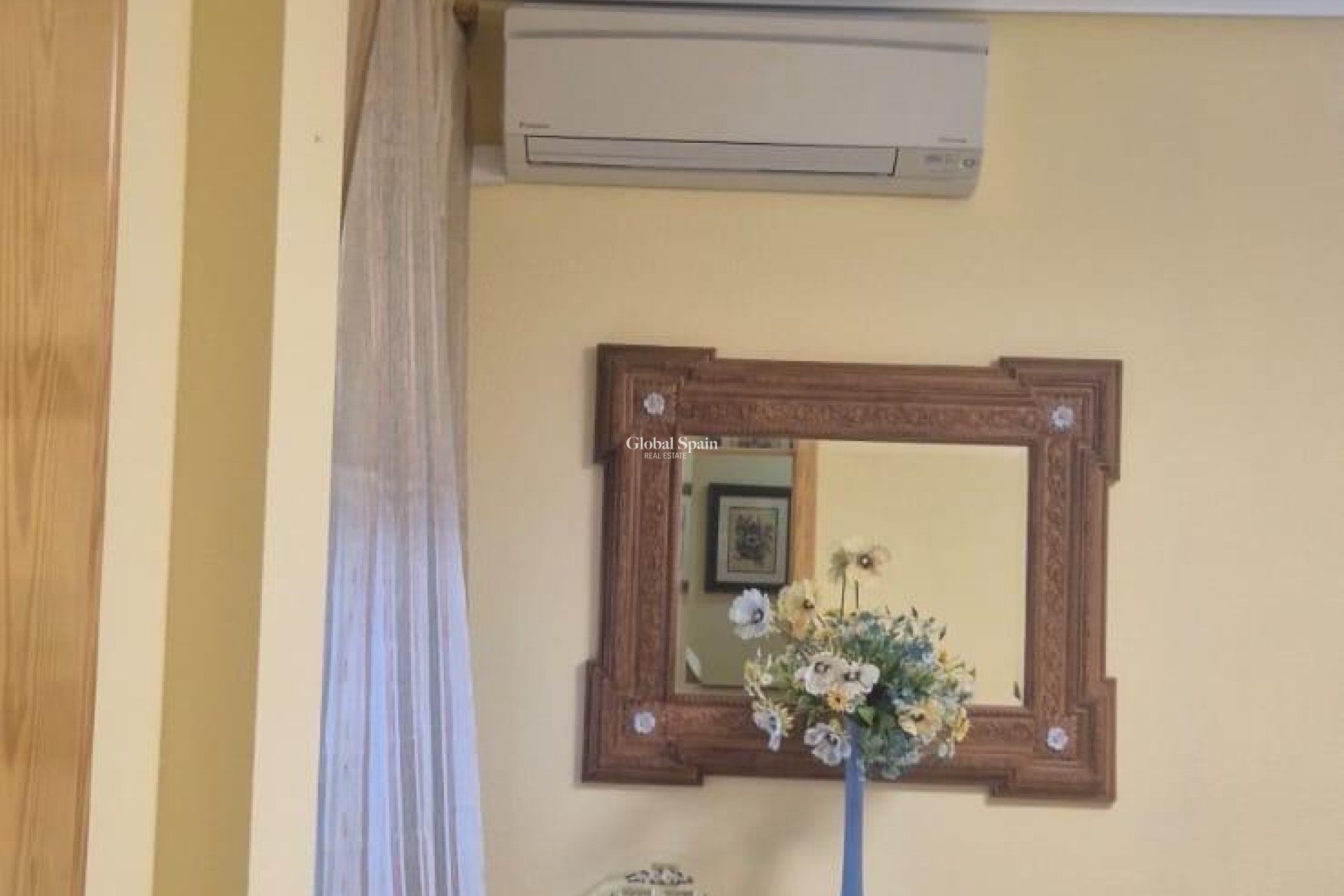 Resale - APARTMENT -
TORREVIEJA - La Mata pueblo