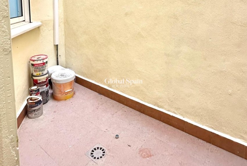 Resale - APARTMENT -
TORREVIEJA - La Mata pueblo