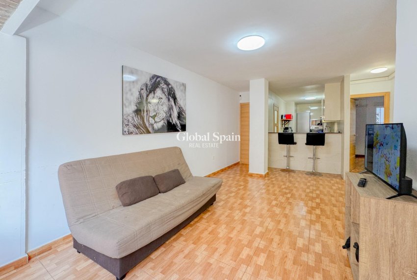 Resale - APARTMENT -
TORREVIEJA - La Mata pueblo