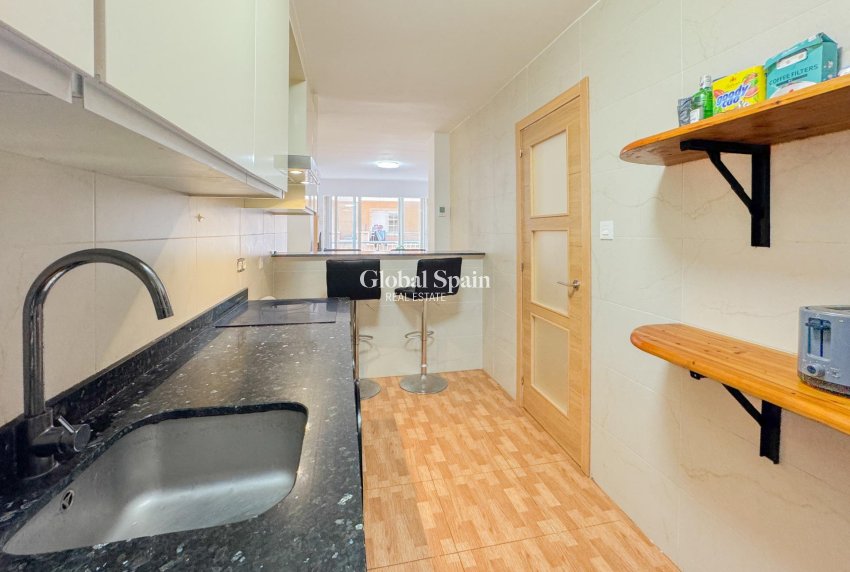 Resale - APARTMENT -
TORREVIEJA - La Mata pueblo