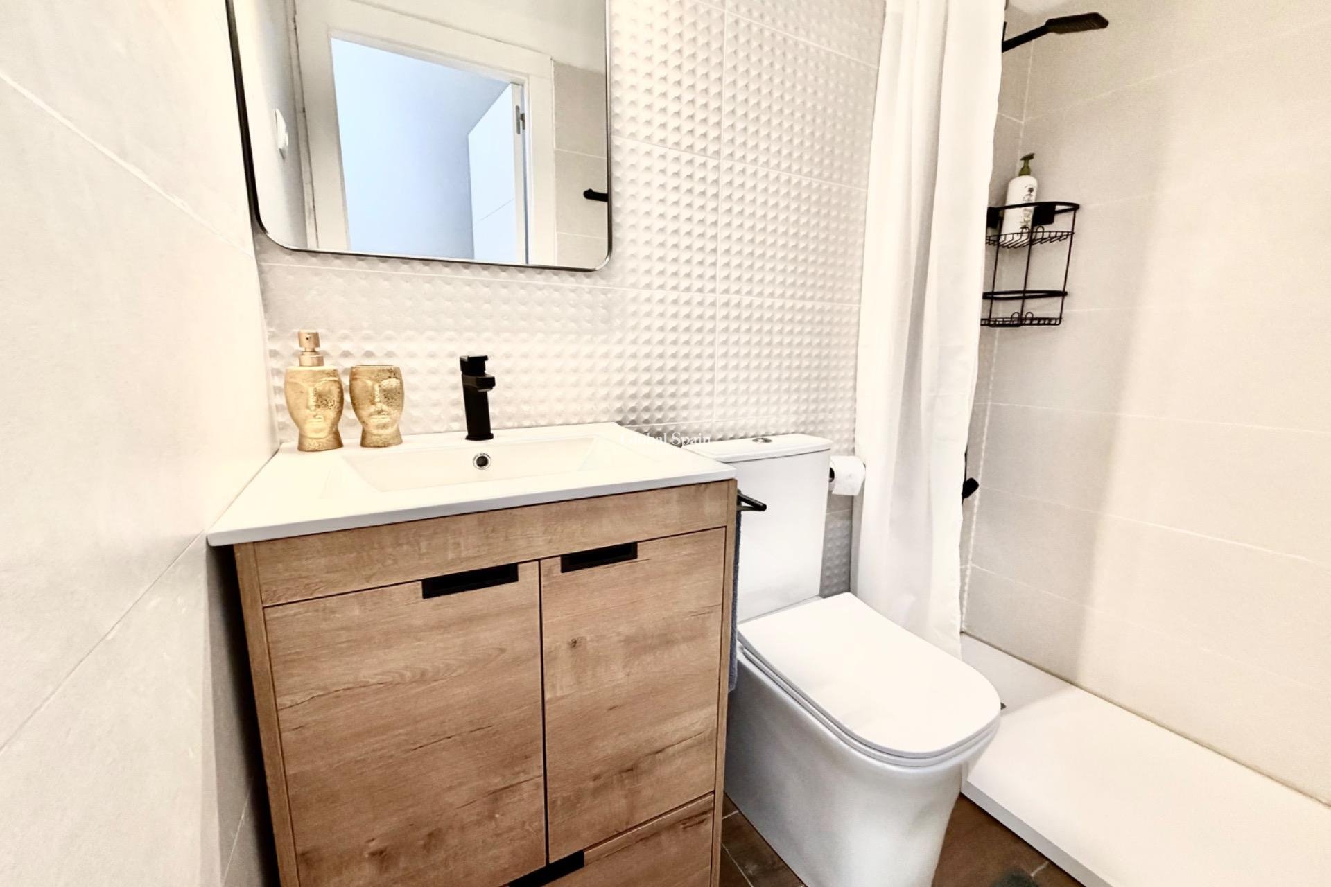 Resale - APARTMENT -
TORREVIEJA - La Mata pueblo