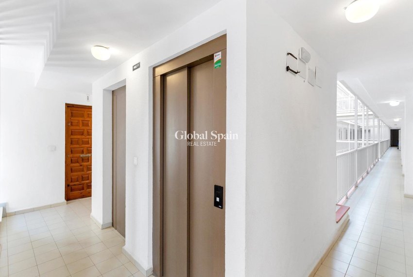 Resale - APARTMENT -
TORREVIEJA - La Mata pueblo