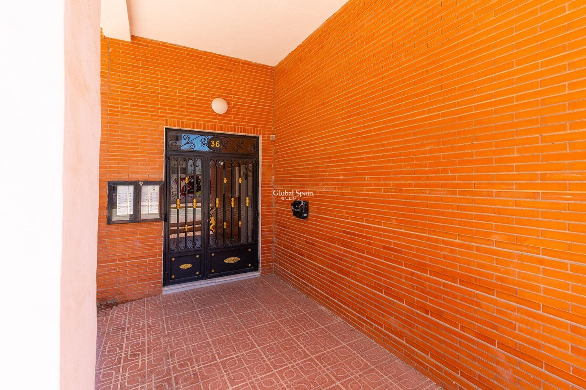 Resale - APARTMENT -
TORREVIEJA - La Mata pueblo
