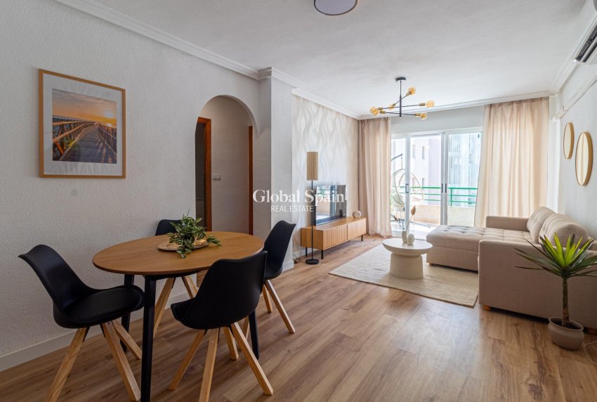 Resale - APARTMENT -
TORREVIEJA - La Mata pueblo