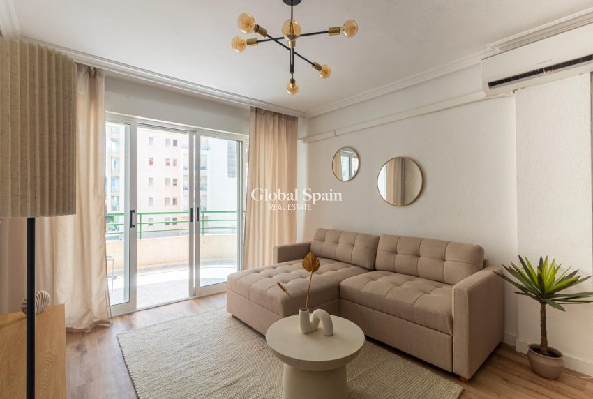 Resale - APARTMENT -
TORREVIEJA - La Mata pueblo