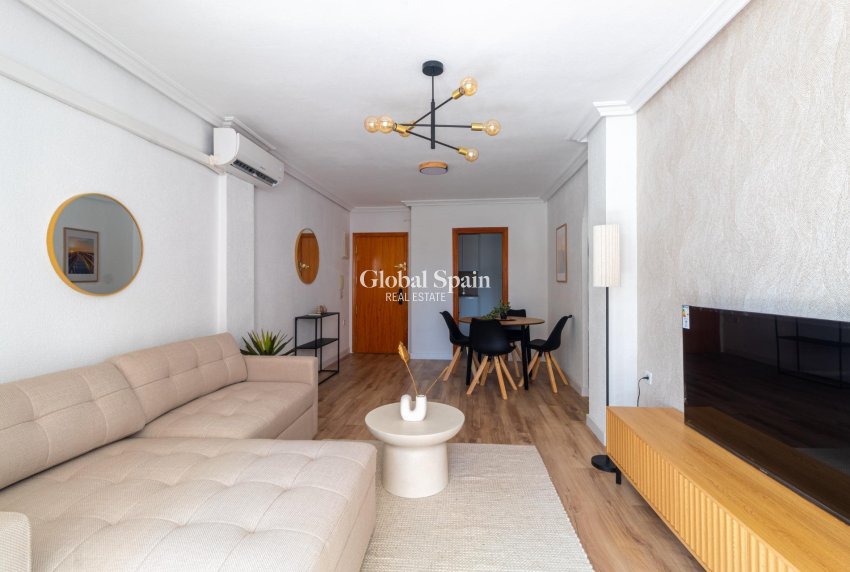 Resale - APARTMENT -
TORREVIEJA - La Mata pueblo