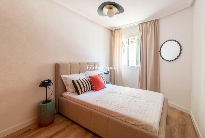 Resale - APARTMENT -
TORREVIEJA - La Mata pueblo