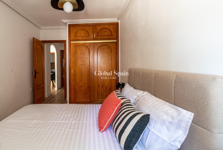 Resale - APARTMENT -
TORREVIEJA - La Mata pueblo